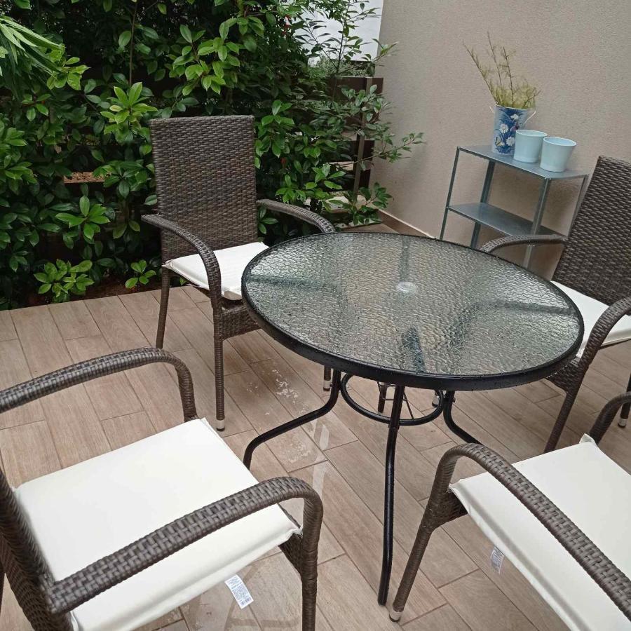 Perla Studios Paralia Dionysiou Exterior foto